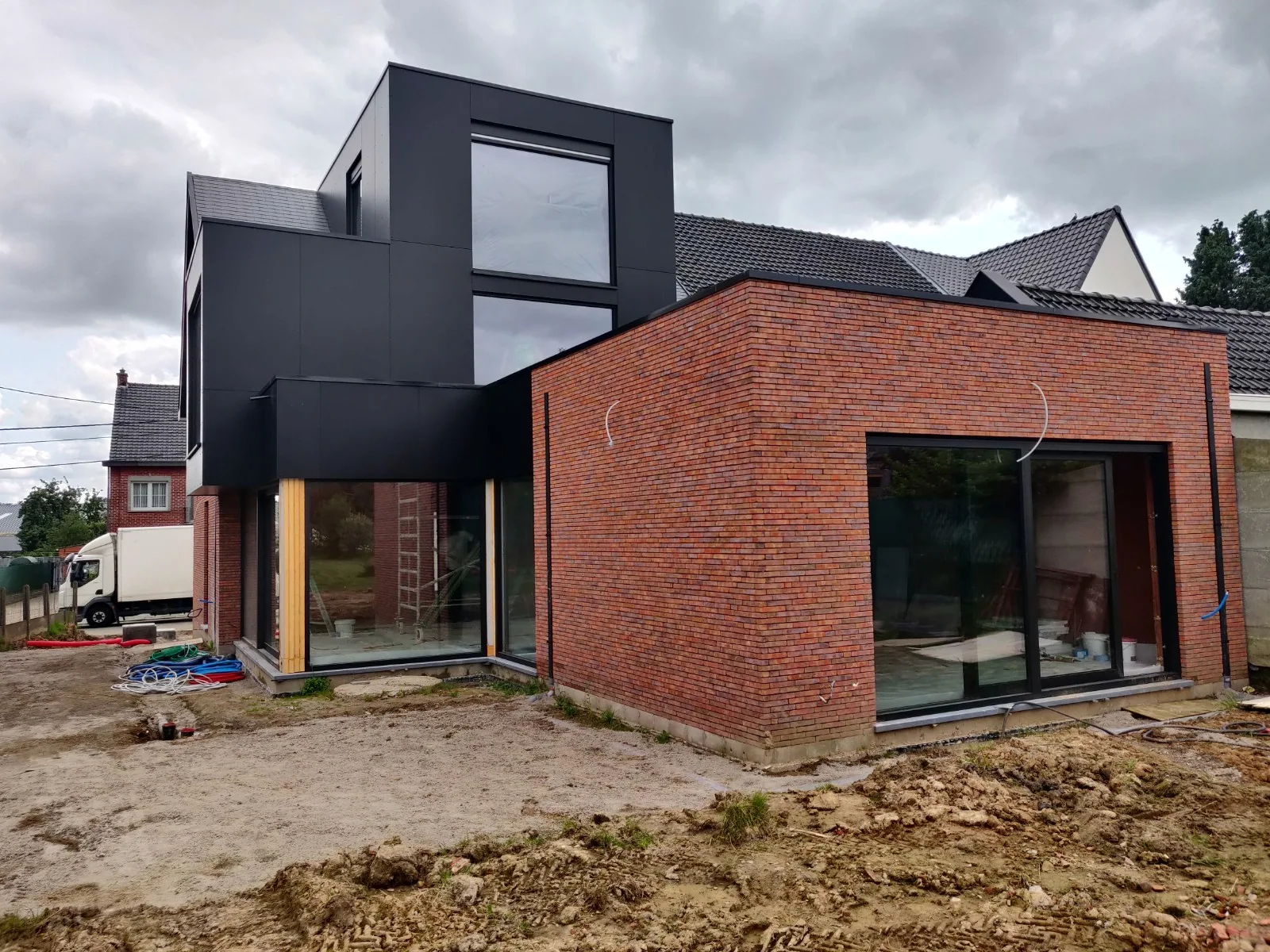 008 Verbouwen van een ééngezinswoning met hedendaagse uitbreiding