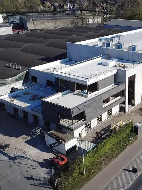 Nieuwbouw kantoren met conciërgewoning maatwerkbedrijf - Gent Singel (17)