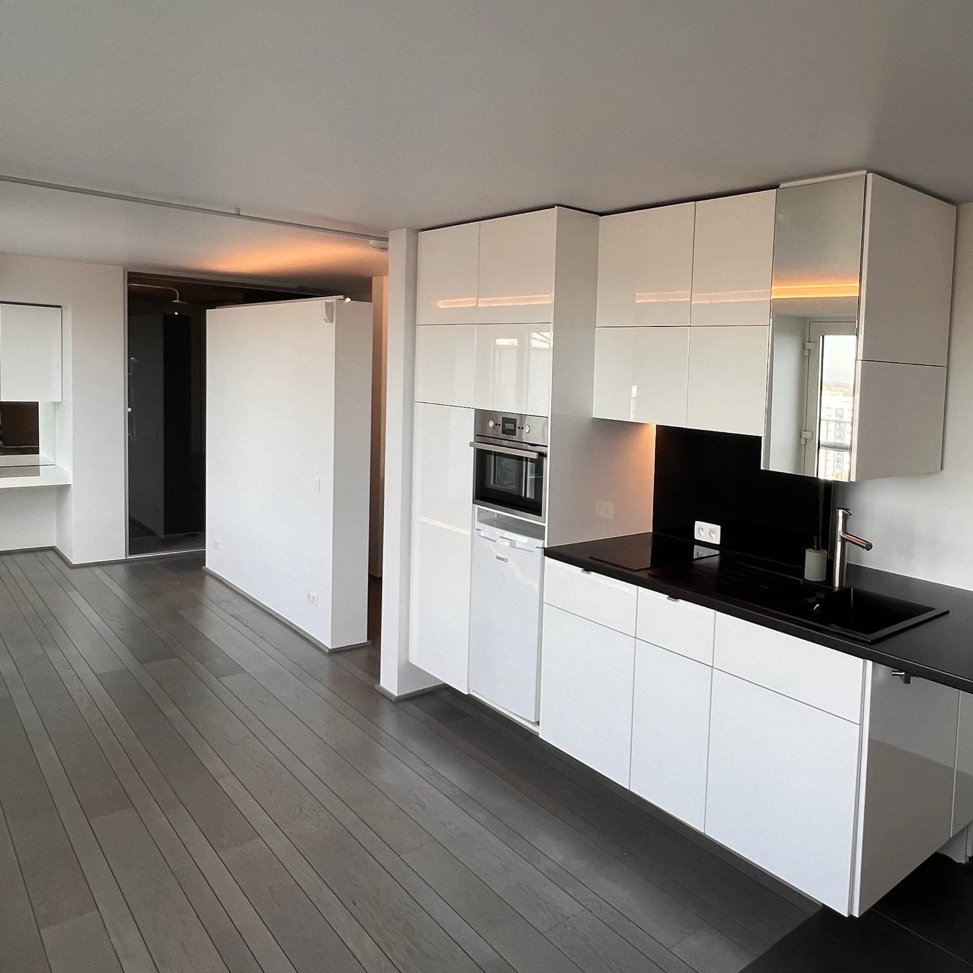 Verbouwen en inrichten van een studio - Gent (1)