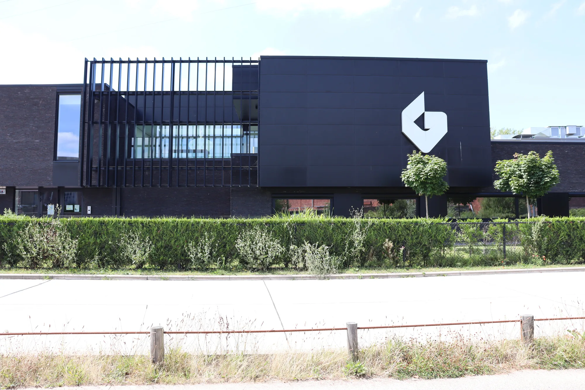 (Ver)nieuwbouw kantoren maatwerkbedrijf - Gent Gaardeniersweg (2)