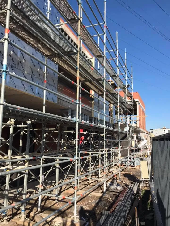 (Ver)nieuwbouw kantoren maatwerkbedrijf - Gent Gaardeniersweg (18)
