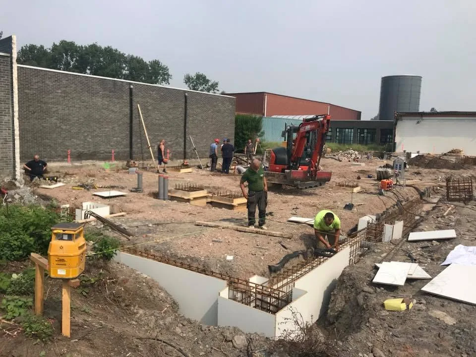 (Ver)nieuwbouw kantoren maatwerkbedrijf - Gent Gaardeniersweg (24)